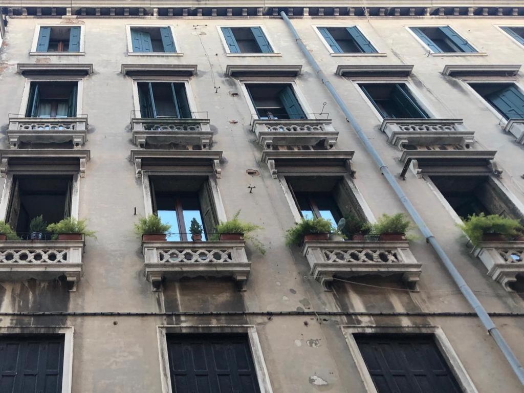 Ca' Degli Specchieri Hotel Veneţia Exterior foto